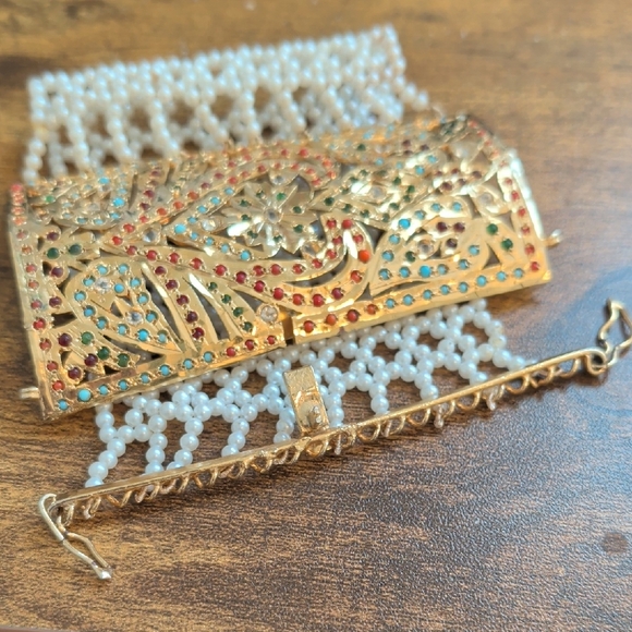 Intricate Indian Wedding Jewelry Bracelet - Picture 1 of 3